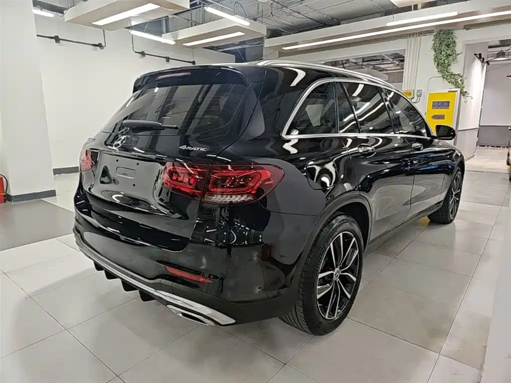 Mercedes-Benz GLC 2022 Facelift II GLC 260 L 4MATIC Luxury фото 5