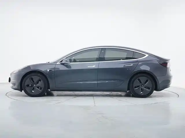 TESLA MODEL 3 (IMPORTED)