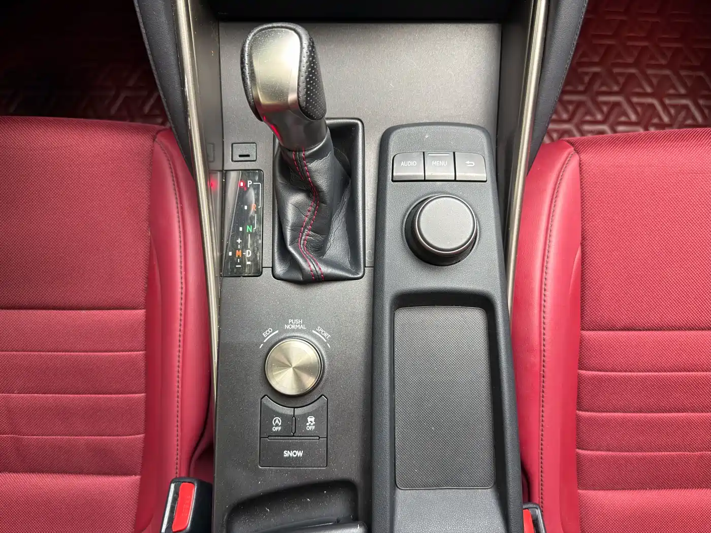 Lexus IS 2018 2017 300 F SPORT