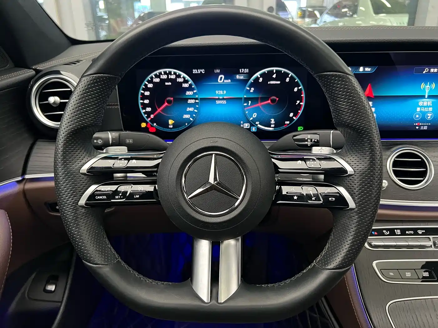 Mercedes-Benz E-Class 2023 E 300 L Sport Luxury фото 19