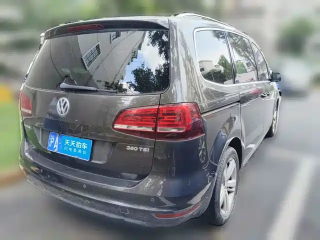 Volkswagen Sharan 2016 380TSI Comfort 7-seater — фото 2