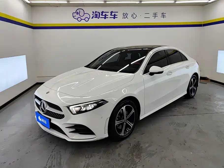 Mercedes-Benz A-Class 2022 Facelift III A 200 L Sport Sedan Fashion
