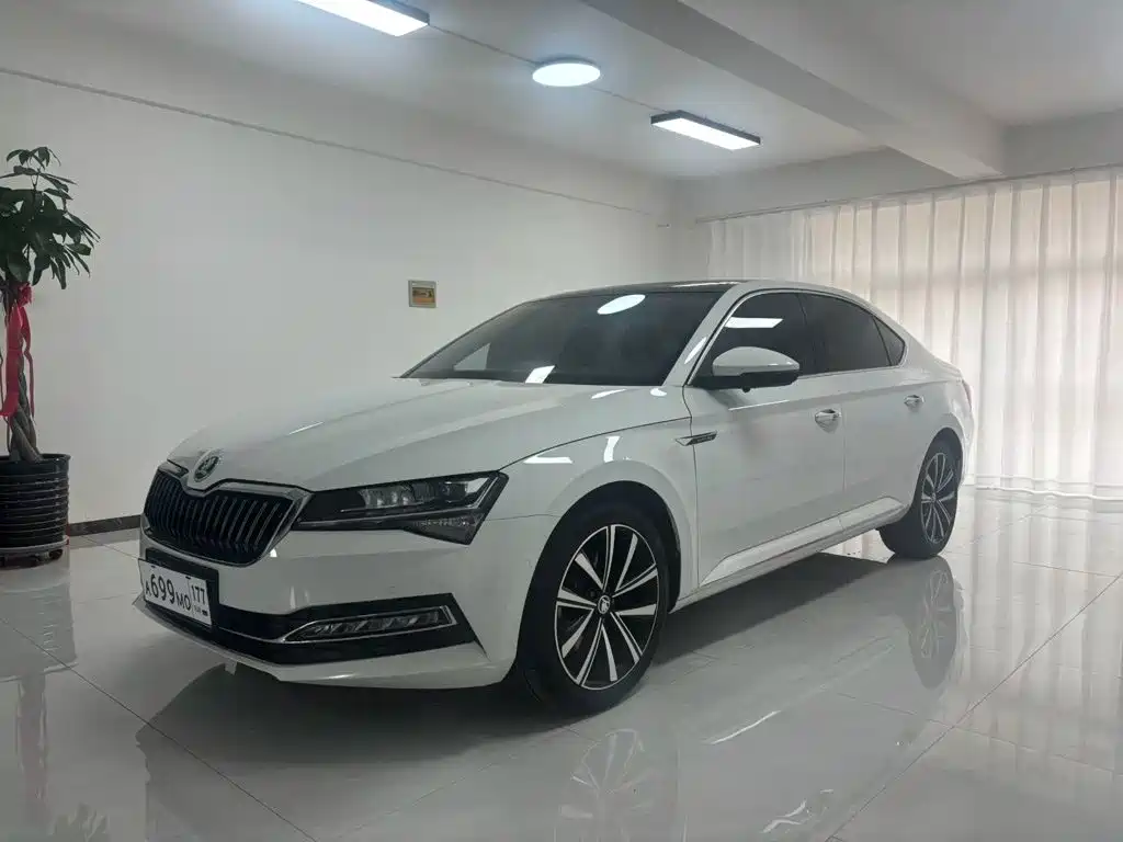 Škoda Superb 2023 Facelift TSI280 DSG Premium Edition