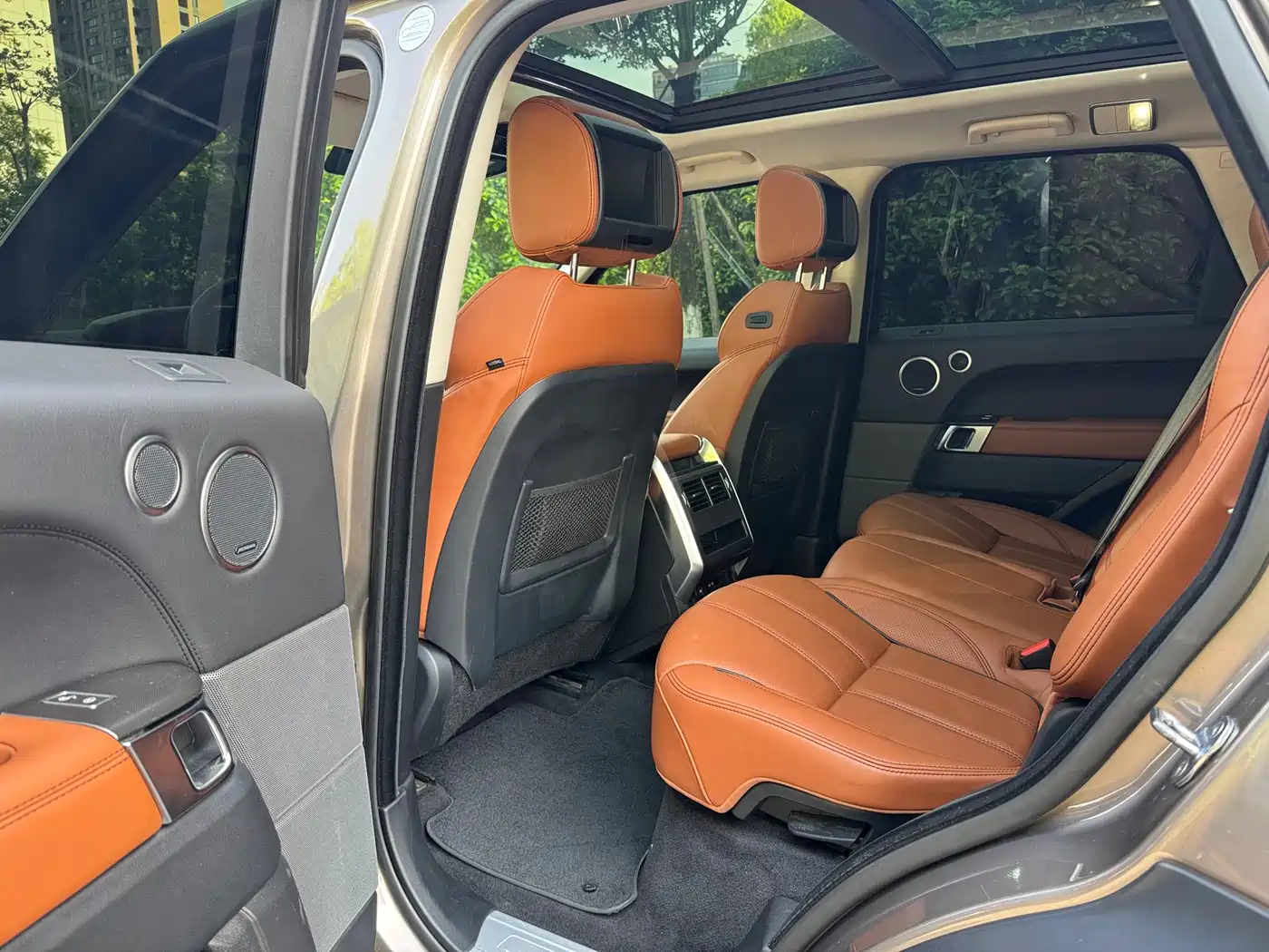 Land Rover Range Rover Sport 2016 Model 3.0 SC V6 HSE DYNAMIC фото 11