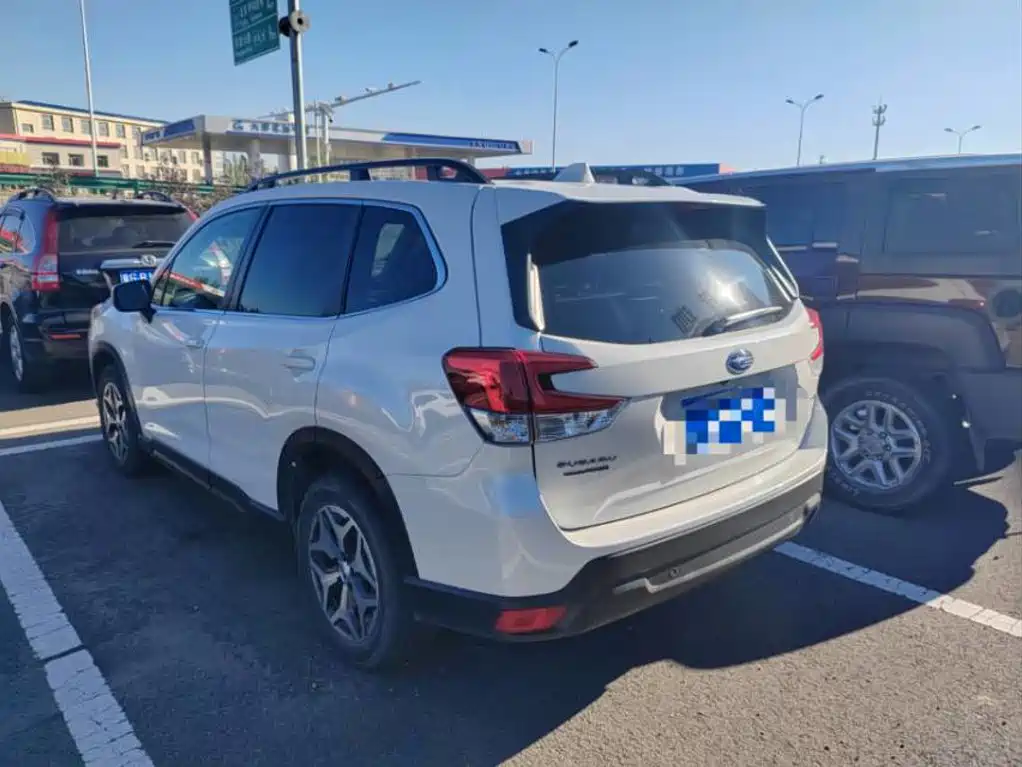 Photo 3 - Subaru Forester