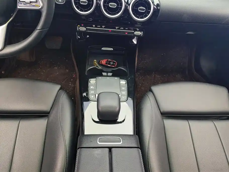 Mercedes-Benz A-Class 2020 Second Facelift A 180 L Sport Sedan фото 16