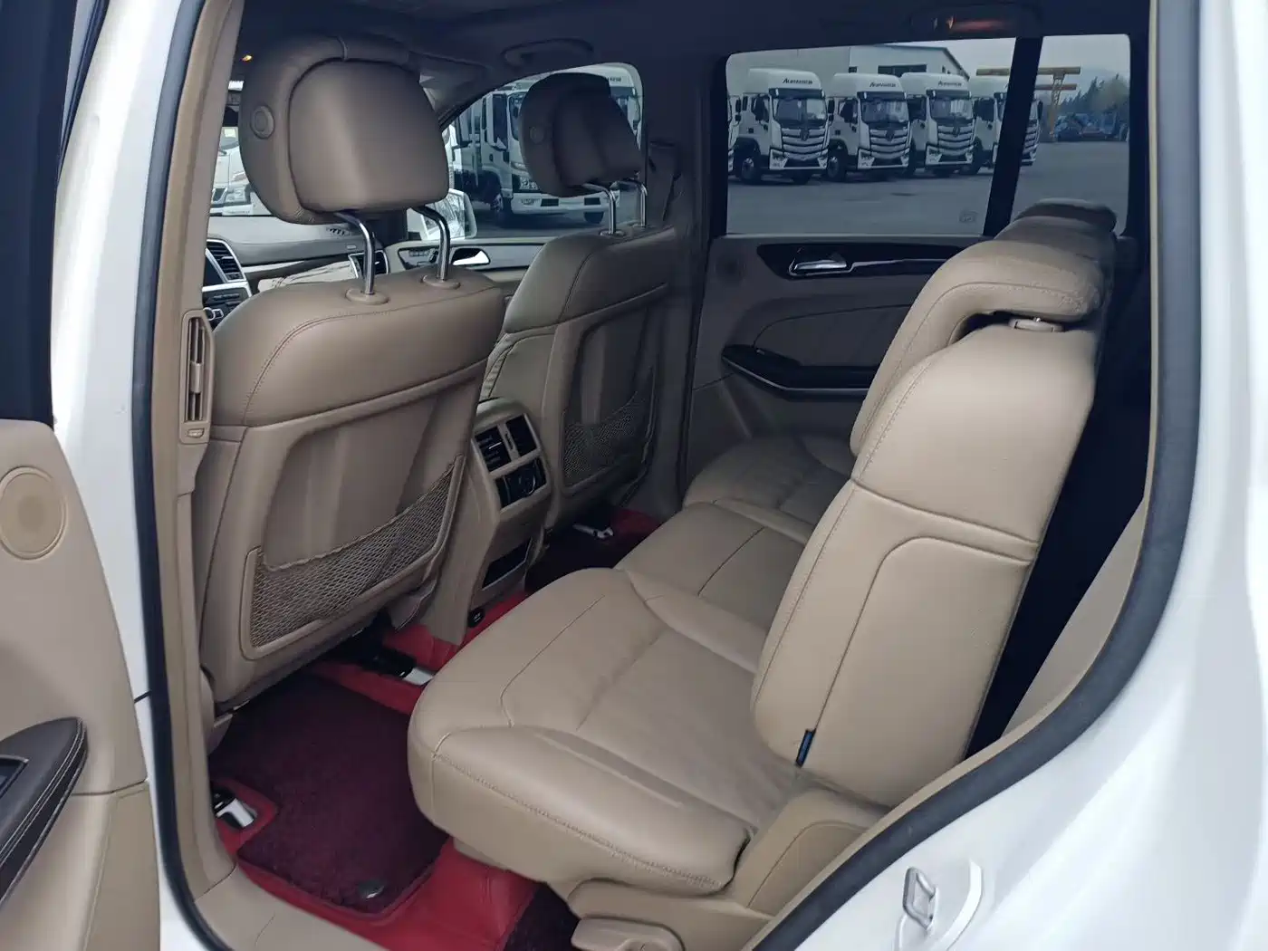 Mercedes-Benz GL-Class фото 6