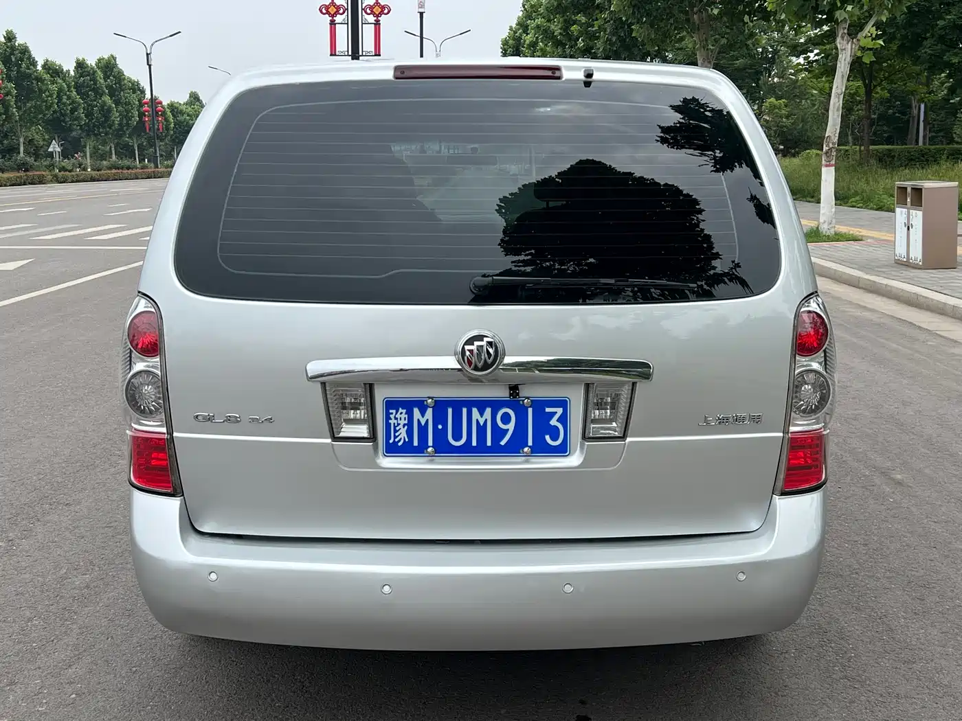 Buick GL8 2011 2.4L LT Executive Edition фото 8