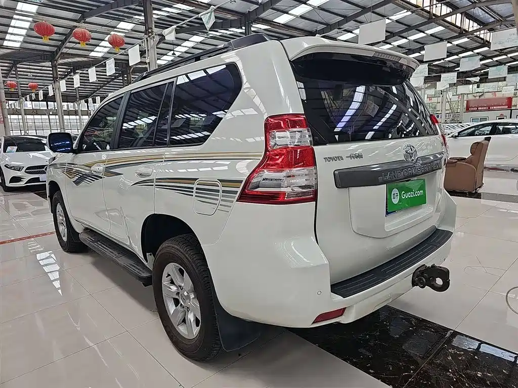 Toyota Prado 2016 2.7L Auto Luxury Edition фото 7