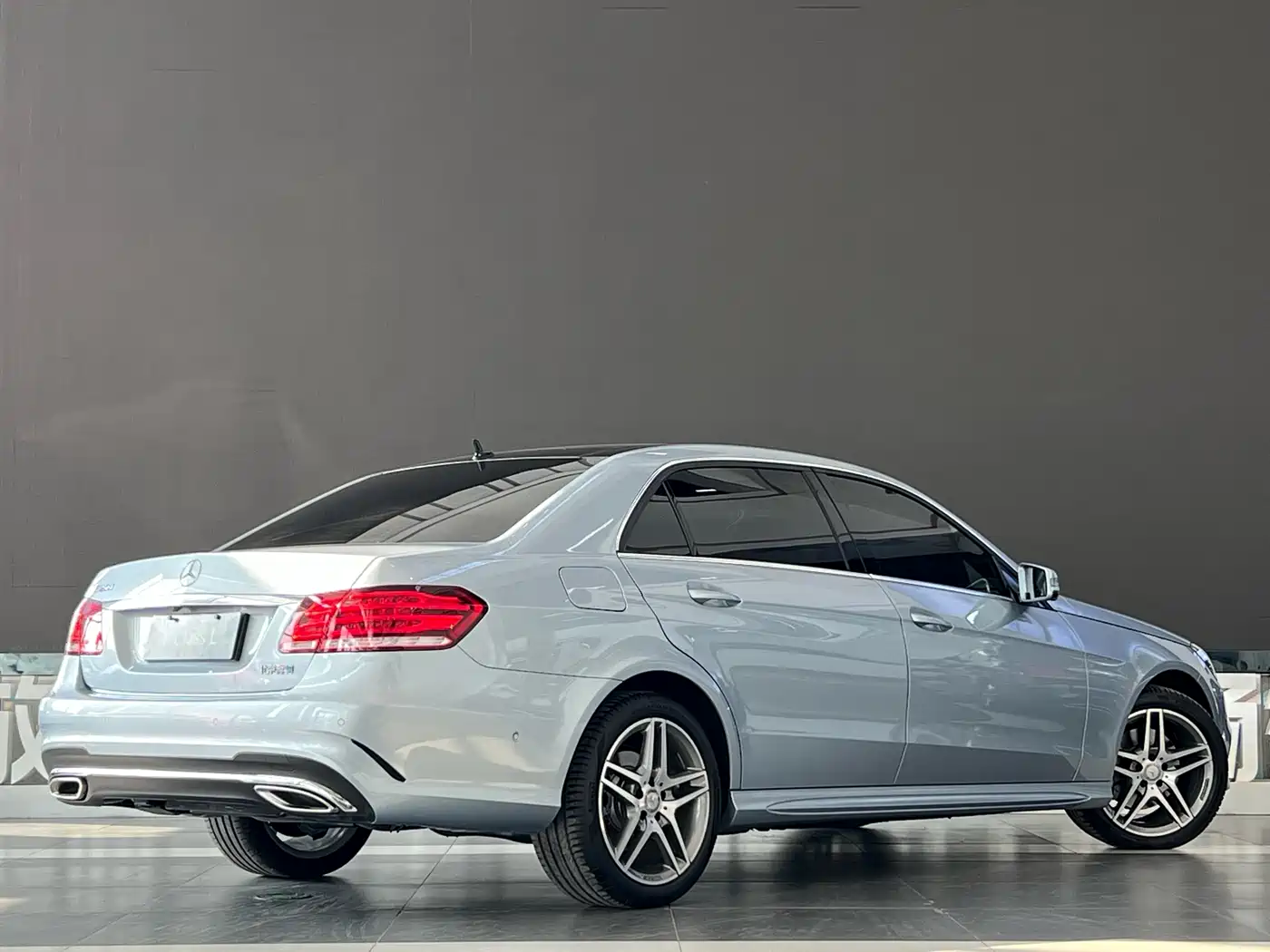 Mercedes-Benz E-Class 2015 E 260 L Sport Luxury фото 10