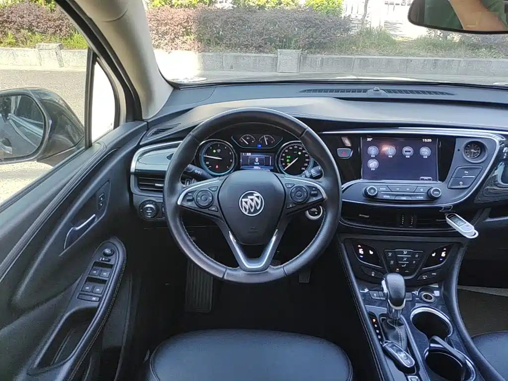 Buick Envision Plus 2017 20T FWD Elite фото 11