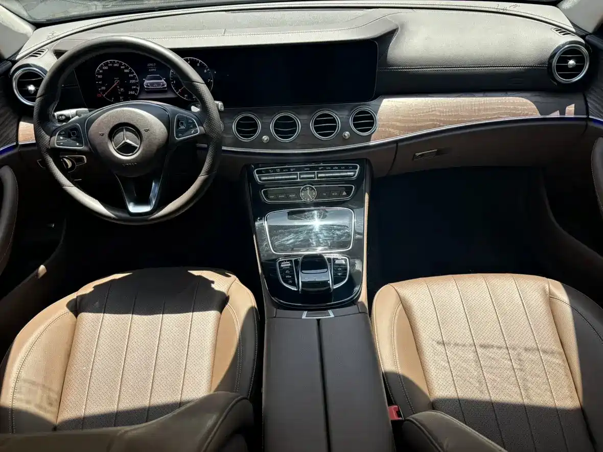 Mercedes-Benz E-Class 2016 E 300 L Fashion Type фото 5