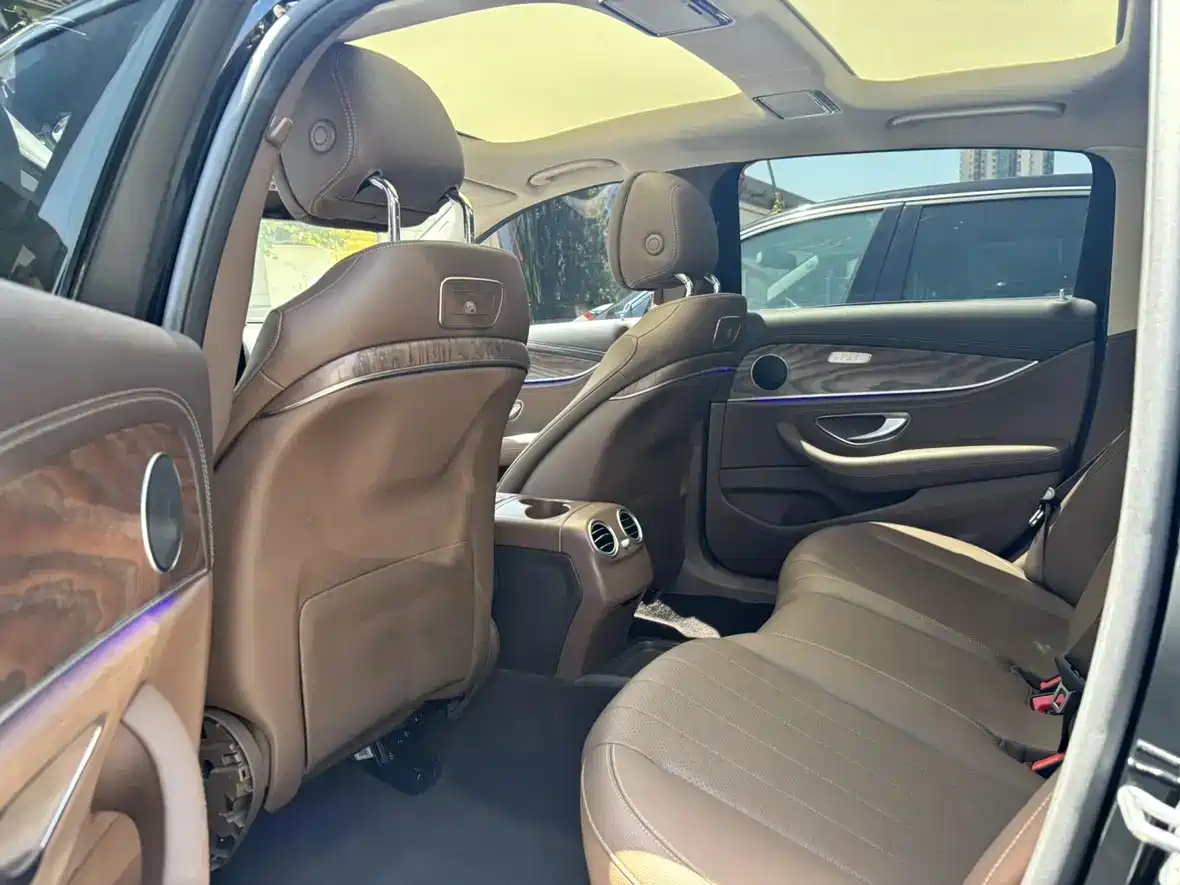 Mercedes-Benz E-Class 2016 E 300 L Fashion Type фото 7
