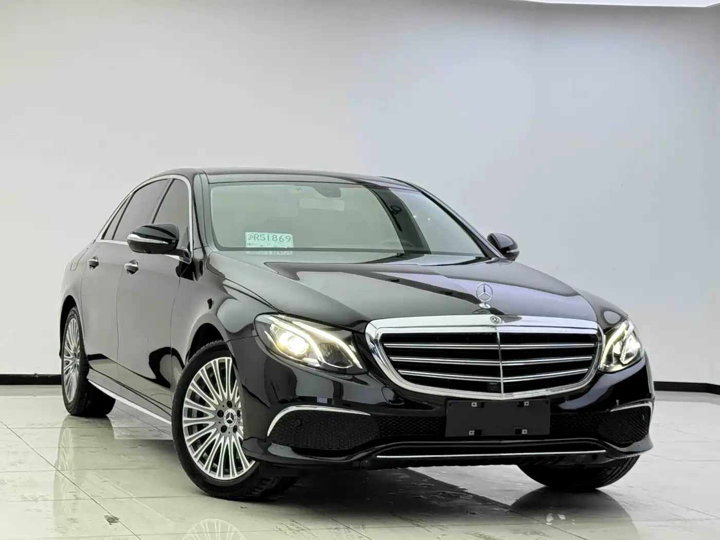 Mercedes-Benz E-Class 2020 Facelift E 300 L Fashion фото 2