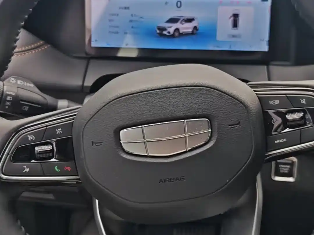 Geely Haoyue L 2024 2025 2.0T DCT Exclusive
