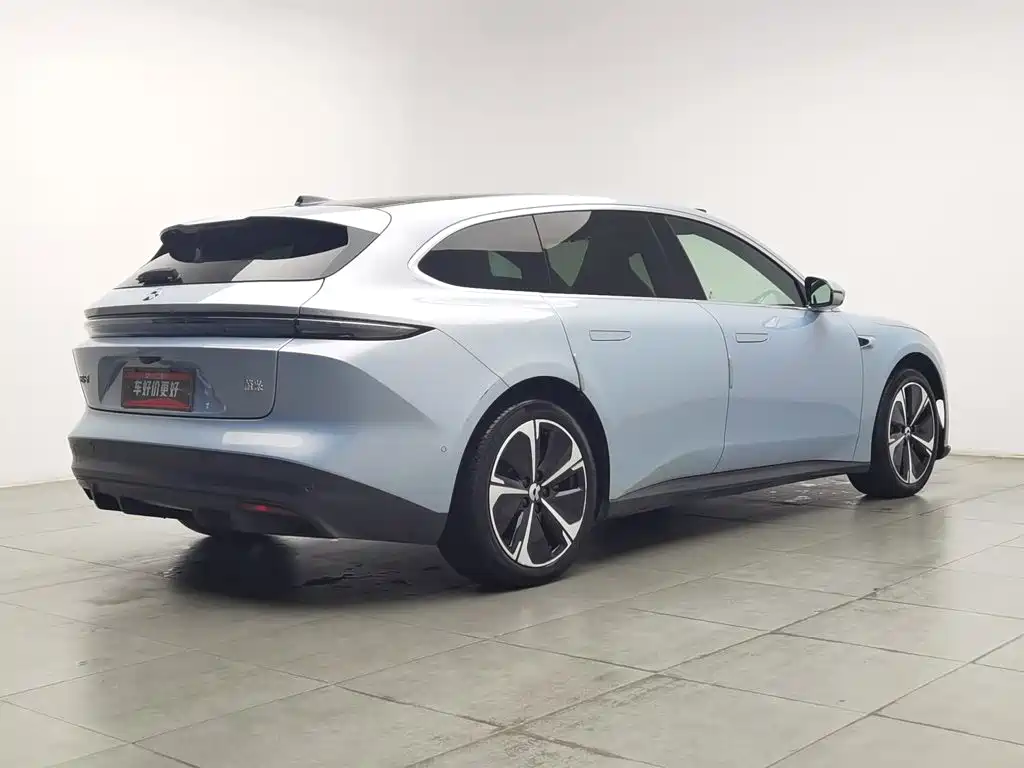 Фото 2 - NIO ET5T
