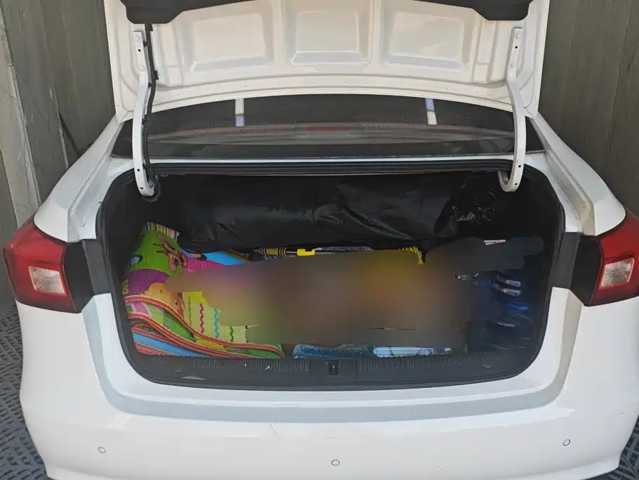 Roewe 360 2015 2015 1.5L Automatic Luxury