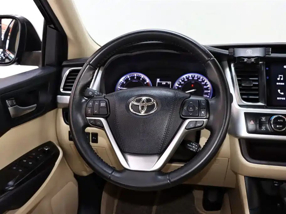 Toyota Highlander 2018 2.0T 4WD Premium 7-seater (China V) фото 13
