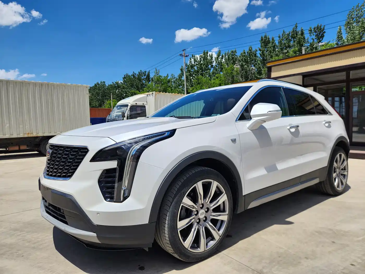 Cadillac XT4 2018 28T AWD Platinum Edition фото 3