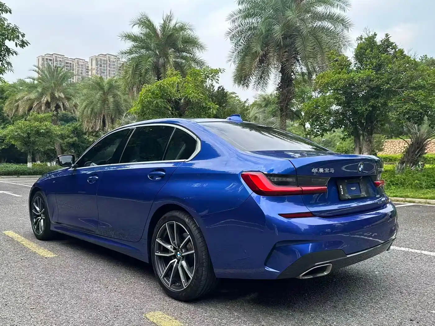 BMW 3 Series 2020 325Li M Sport Package фото 7