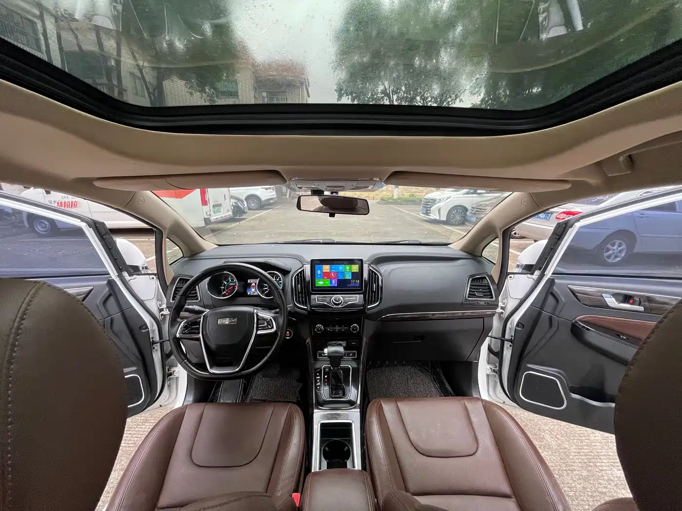 Lifan Xuanlang 2019 2017 2.0L CVT Luxury Type