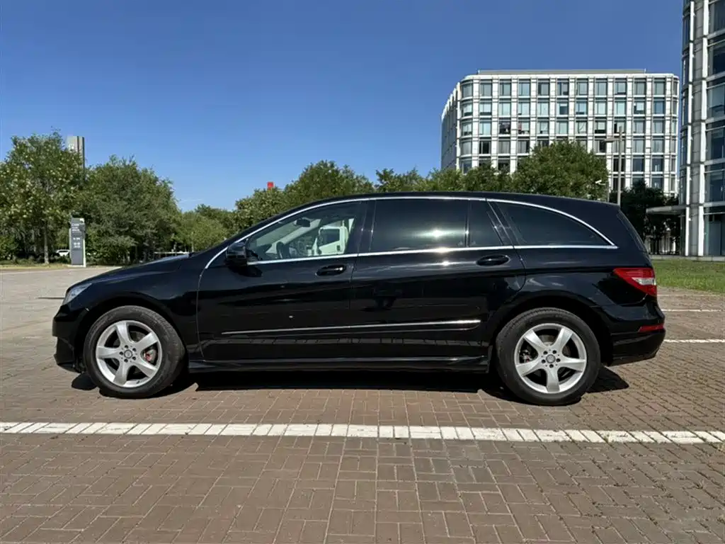 Mercedes-Benz R-Class 2015 R 320 4MATIC Luxury фото 6