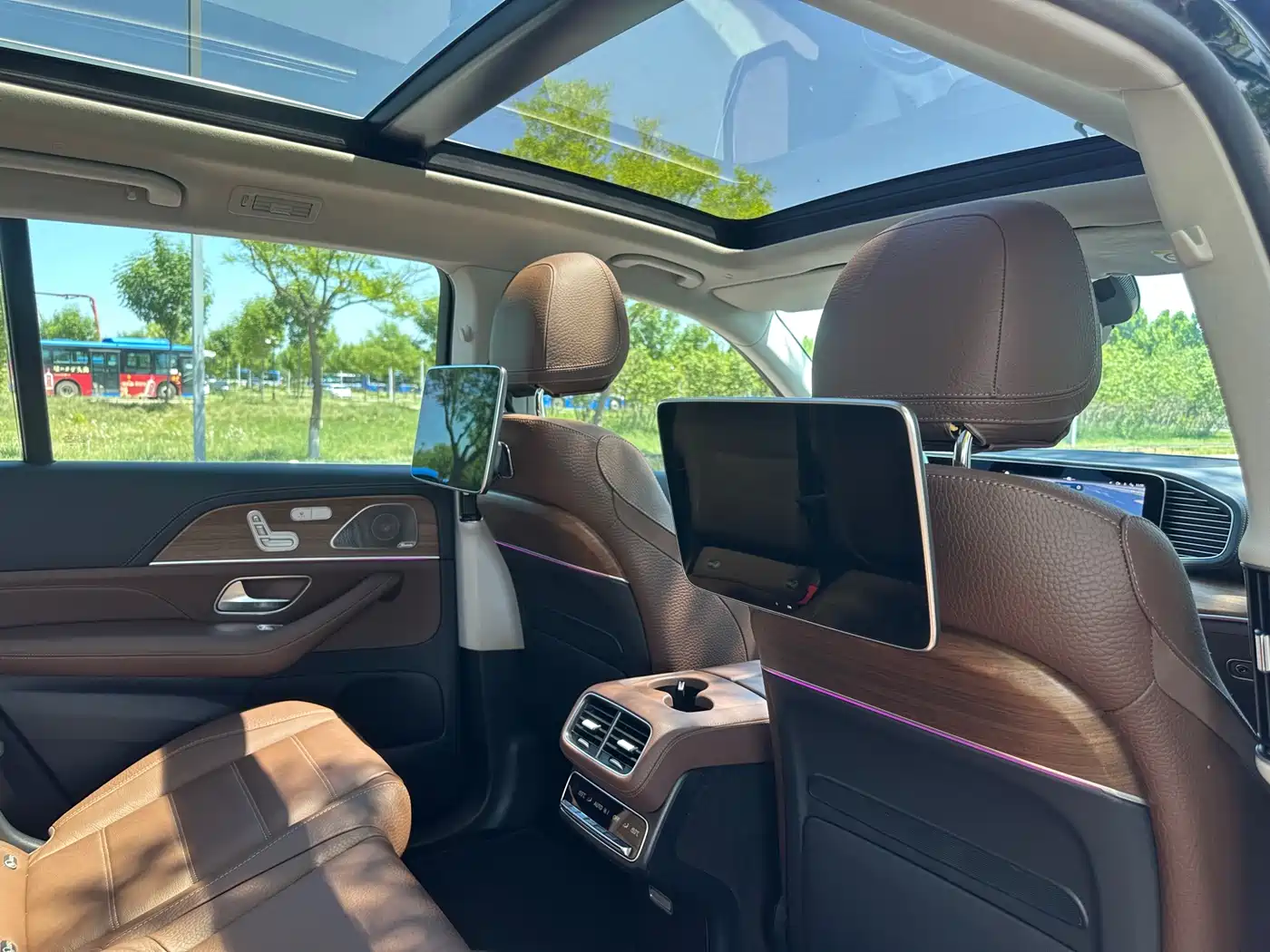 Mercedes-Benz GLS 2024 Model GLS 450 4MATIC Luxury фото 13