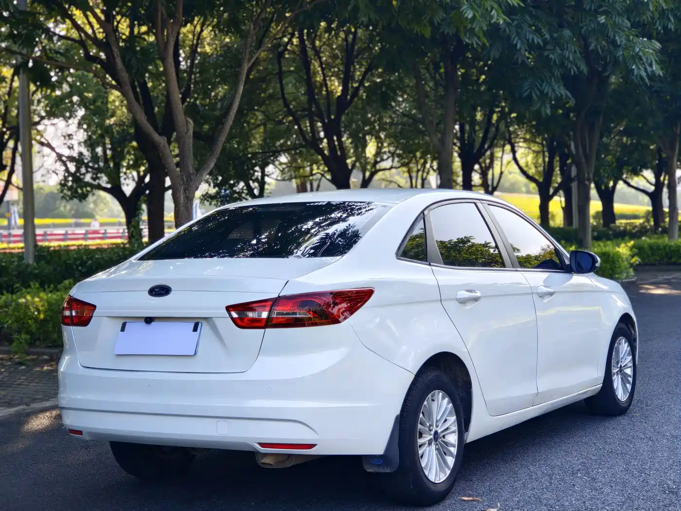 Ford Escort 2015 2015 1.5L Automatic Comfort