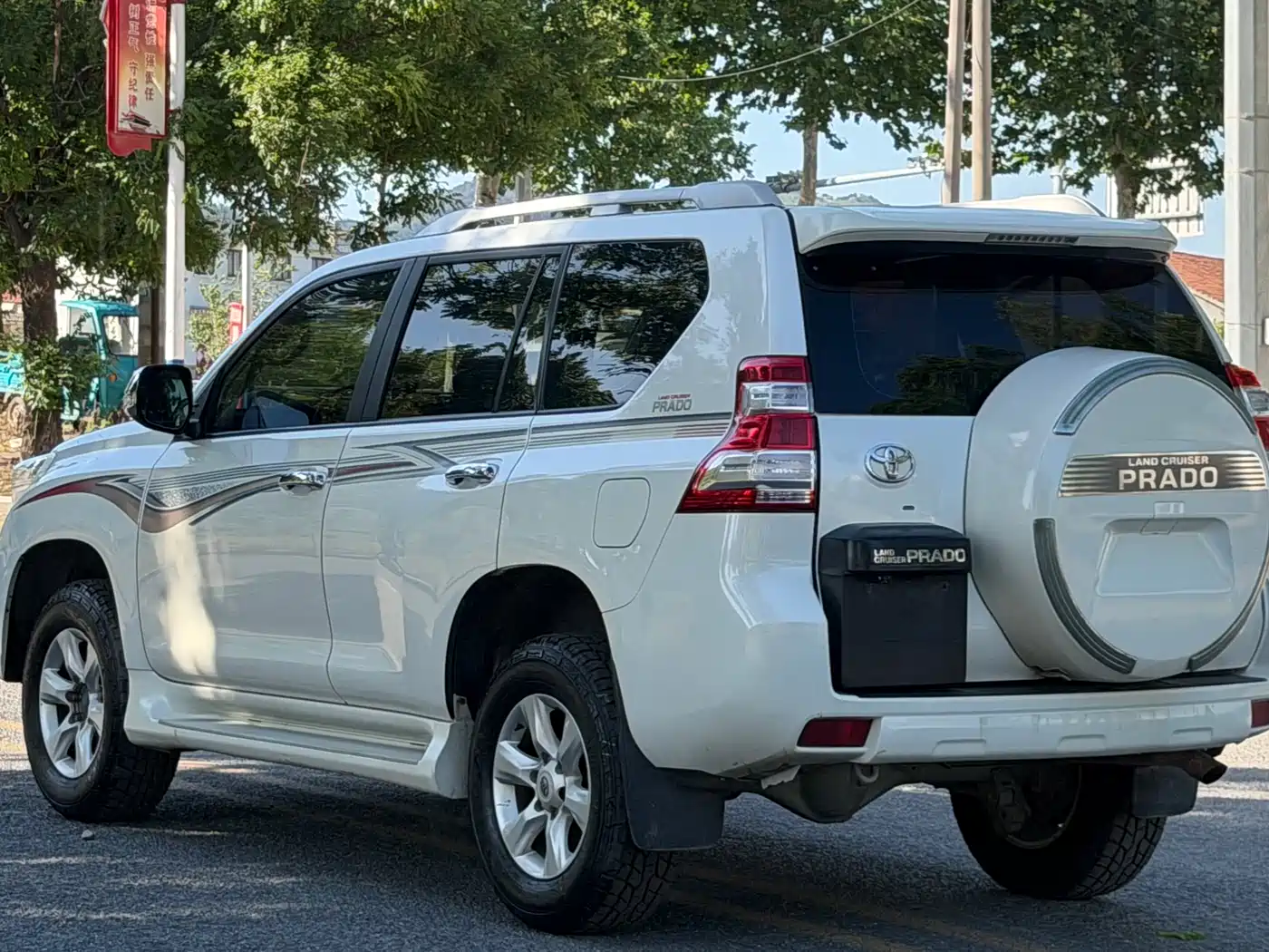 Toyota Prado (Import) фото 4