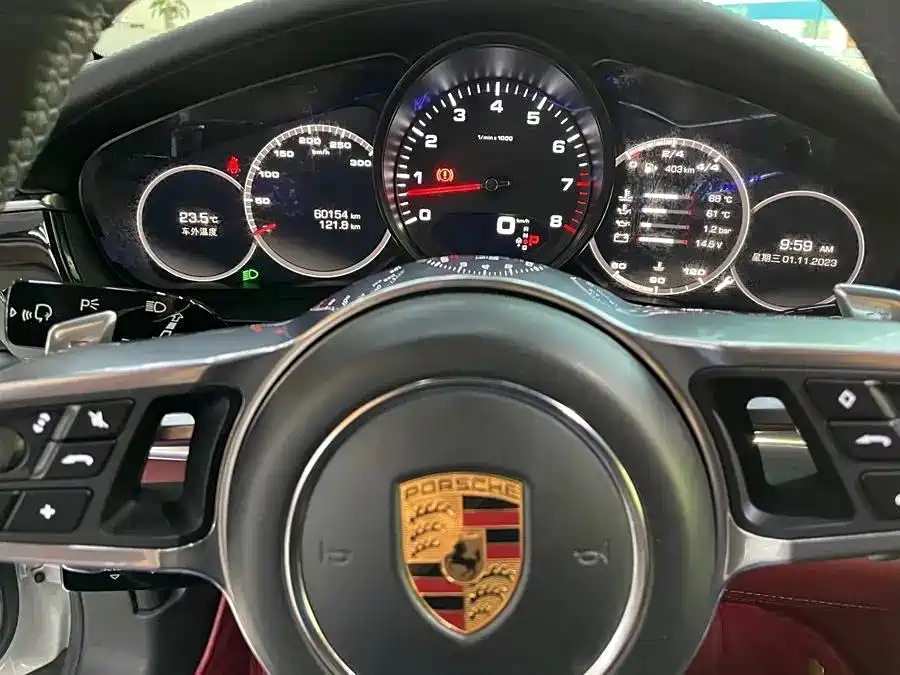 Porsche Panamera 2017 Panamera 3.0T фото 16