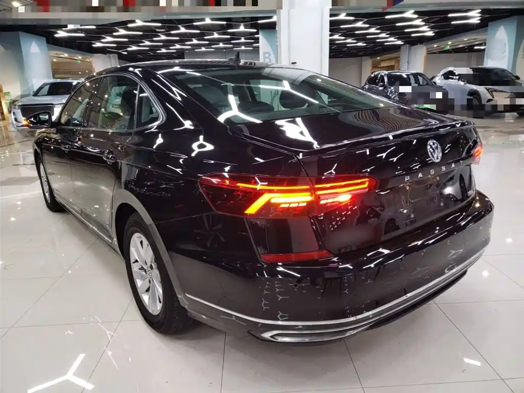 Volkswagen Passat 2020 280TSI Business Edition China VI фото 23