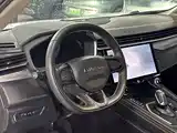 Фото 7 - Lynk & Co 01