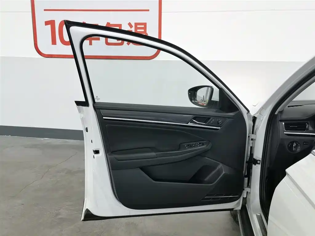 Volkswagen C-TREK 2020 1.5L Automatic Comfort Edition фото 8