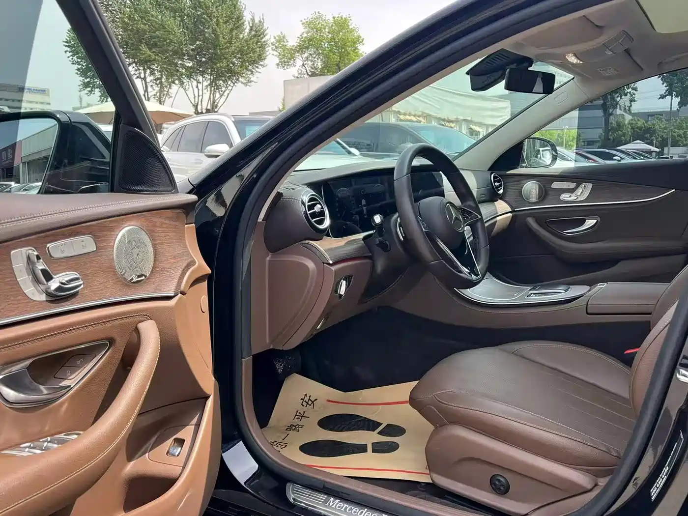 Mercedes-Benz E-Class 2022 E 300 L Luxury фото 19