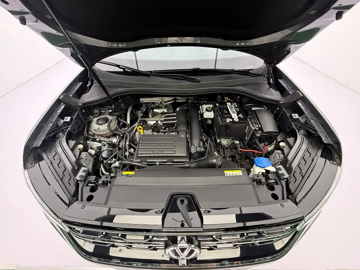 Volkswagen Tayron 2023 280TSI 2WD Luxury Plus Advanced Edition фото 8