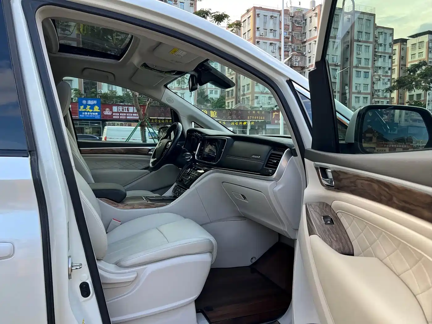 GAC Trumpchi Trumpchi M8 2018 320T Premium Edition фото 11