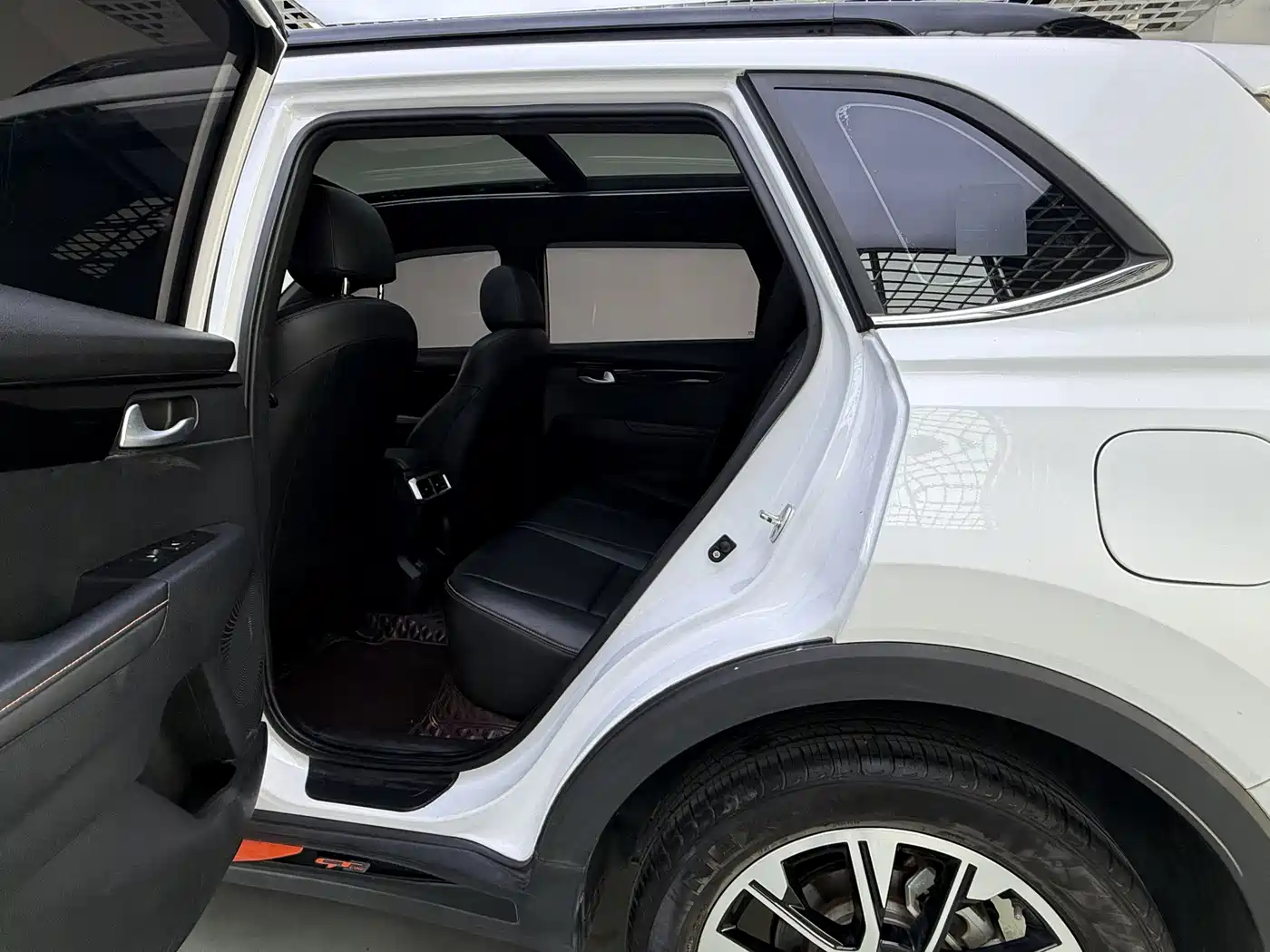 Kia Sportage 2021 Ace 1.5T GT Line Super Power Version фото 13