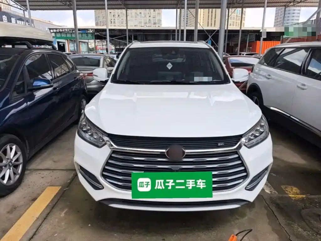BYD Song 2019 2019 1.5TI Automatic Smart Connection Yueyao Edition