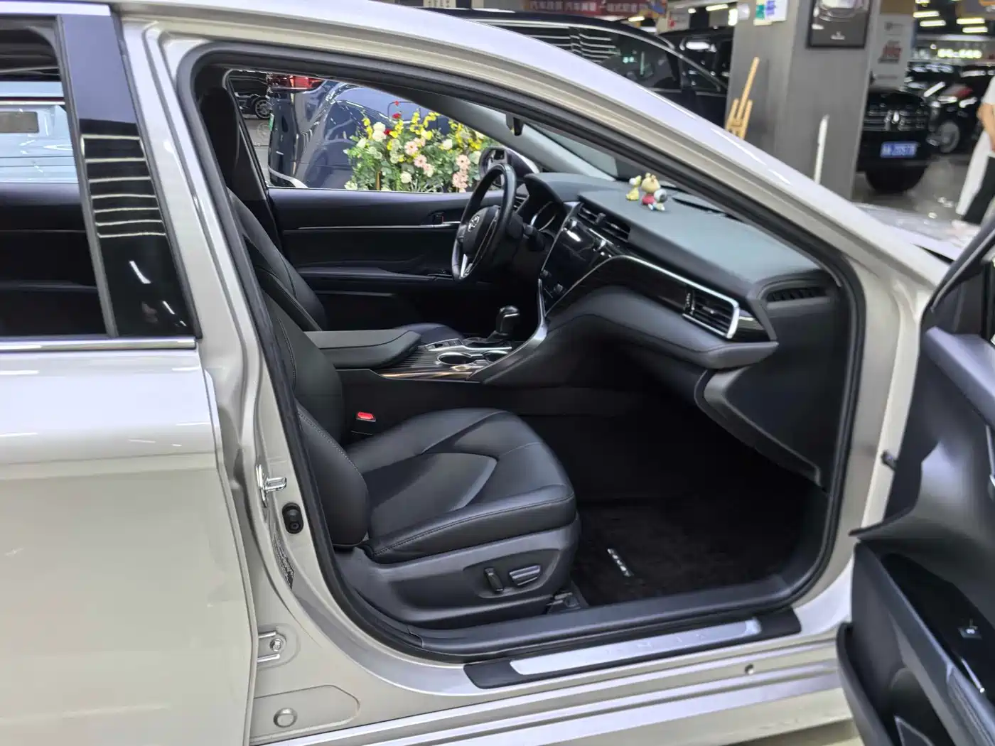 Toyota Camry 2019 2.5G Luxury (China V) фото 14