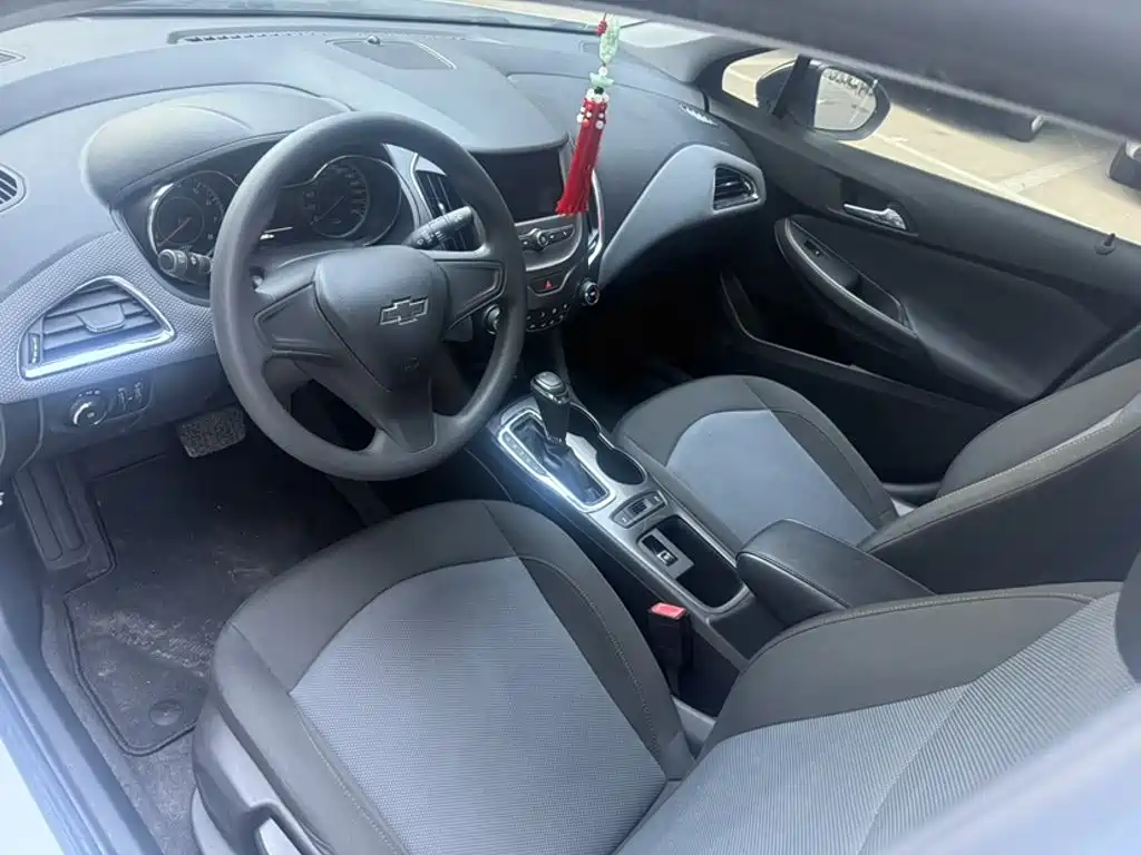 Chevrolet Cruze 2019 2018 Redline 320 Automatic Pioneer Edition