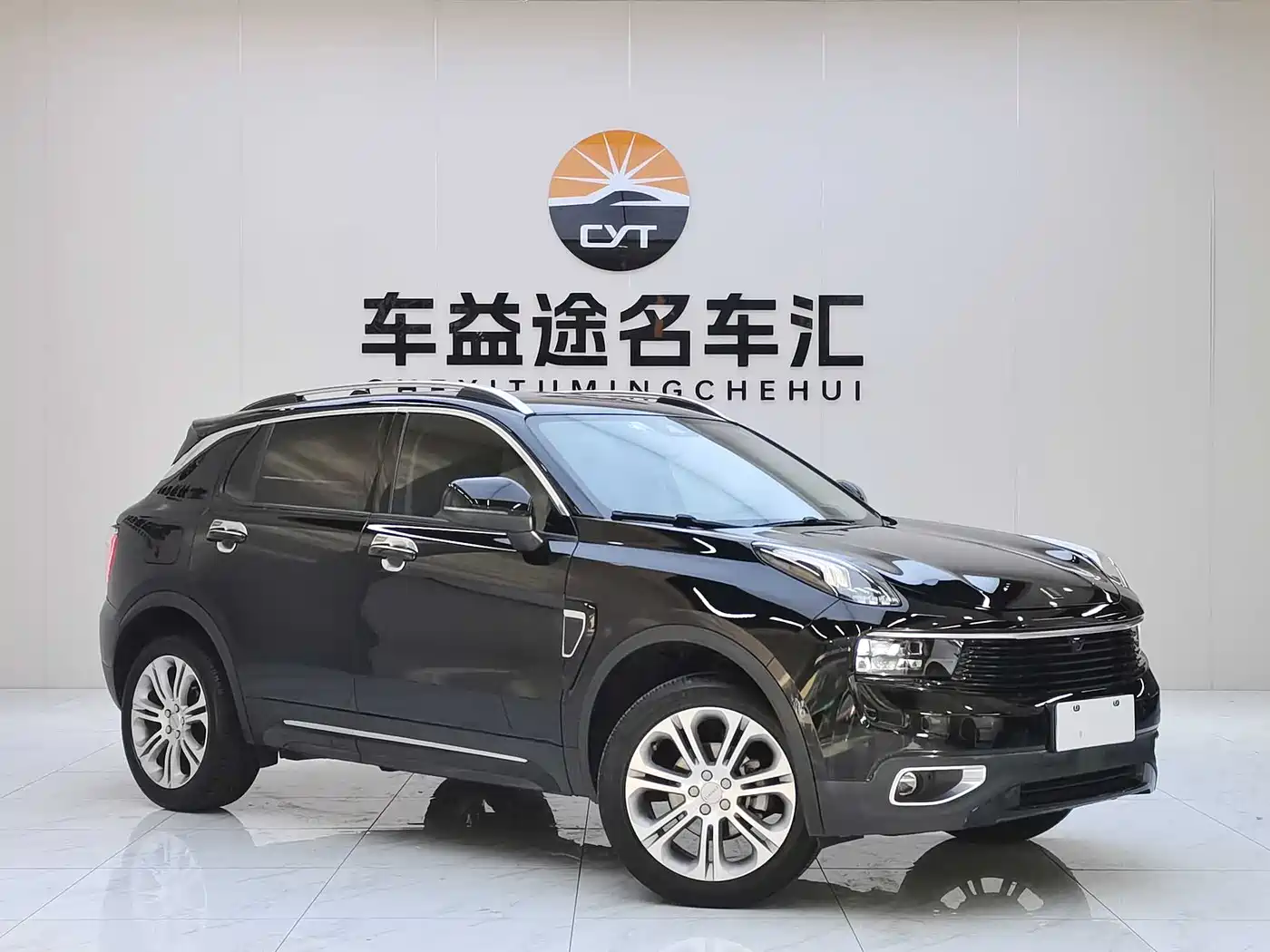 Lynk & Co 01 2019 2.0T 2WD Pro Edition China V фото 3