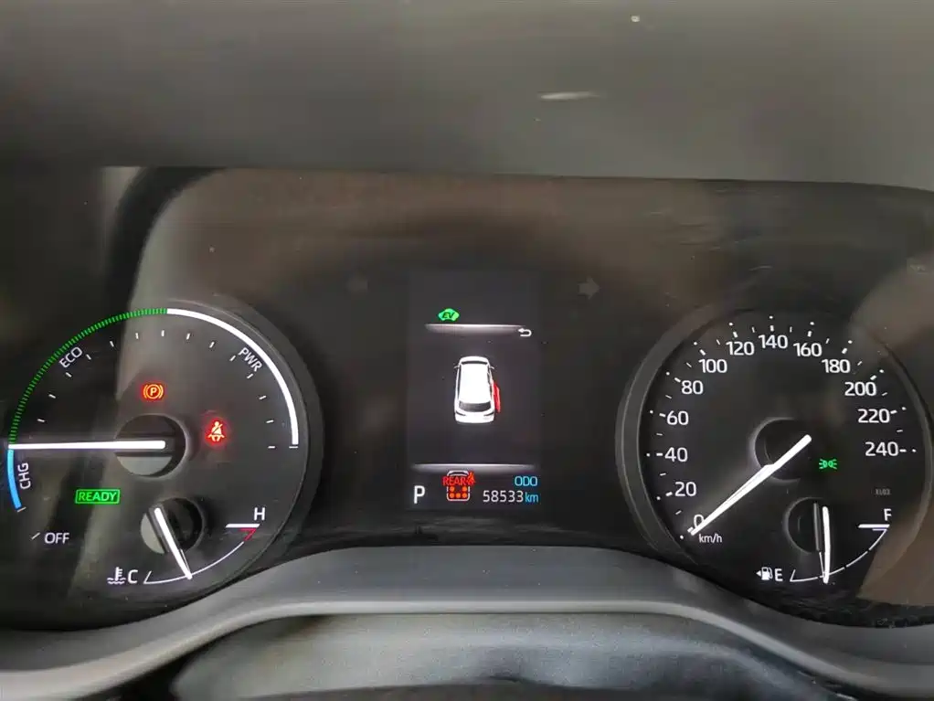 Toyota Sienna 2024 2.5L Hybrid Ultimate Premium Edition фото 3