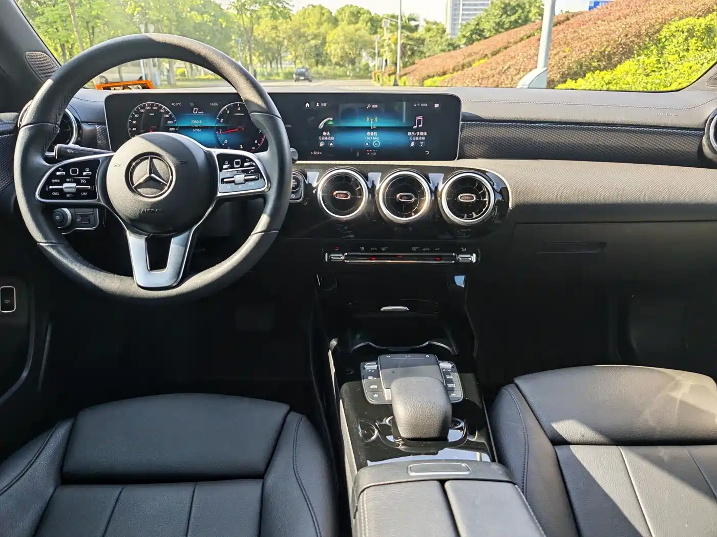 Фото 17 - Mercedes-Benz A-Class