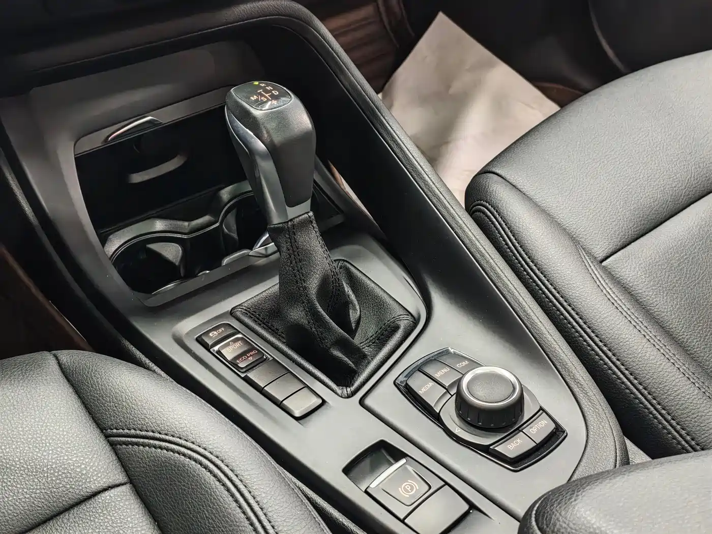 BMW X1 2019 sDrive20Li Leading Model фото 12
