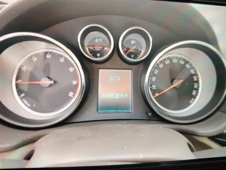 Buick Regal 2014 2.0L Leading Fashion Type фото 14