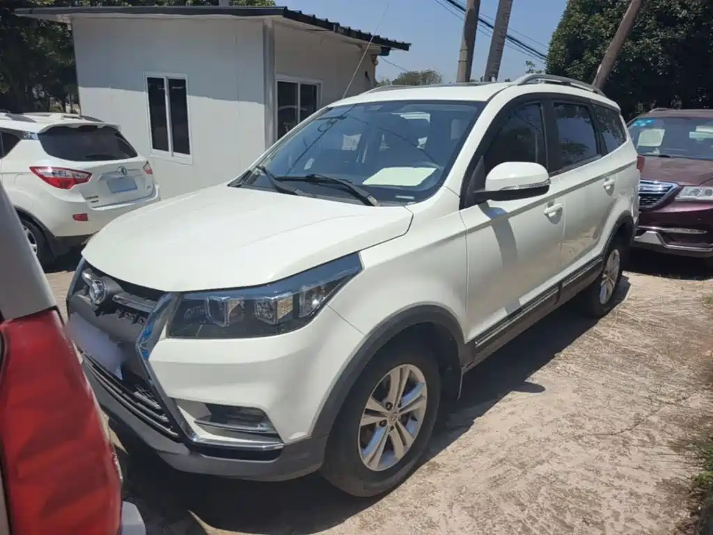 BAIC Huansu S3 2017 2016 S3L 1.5L Manual Premium