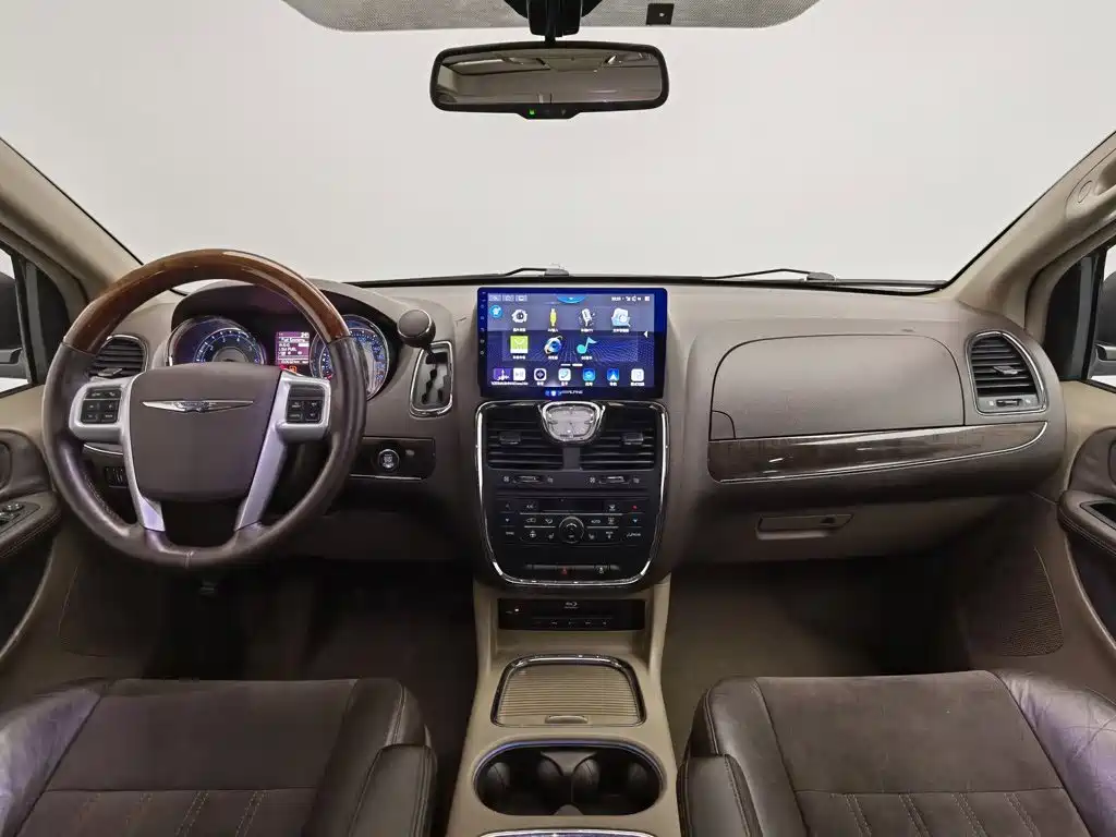 Chrysler Grand Voyager (Import) 2014 2013 3.6L Luxury Edition
