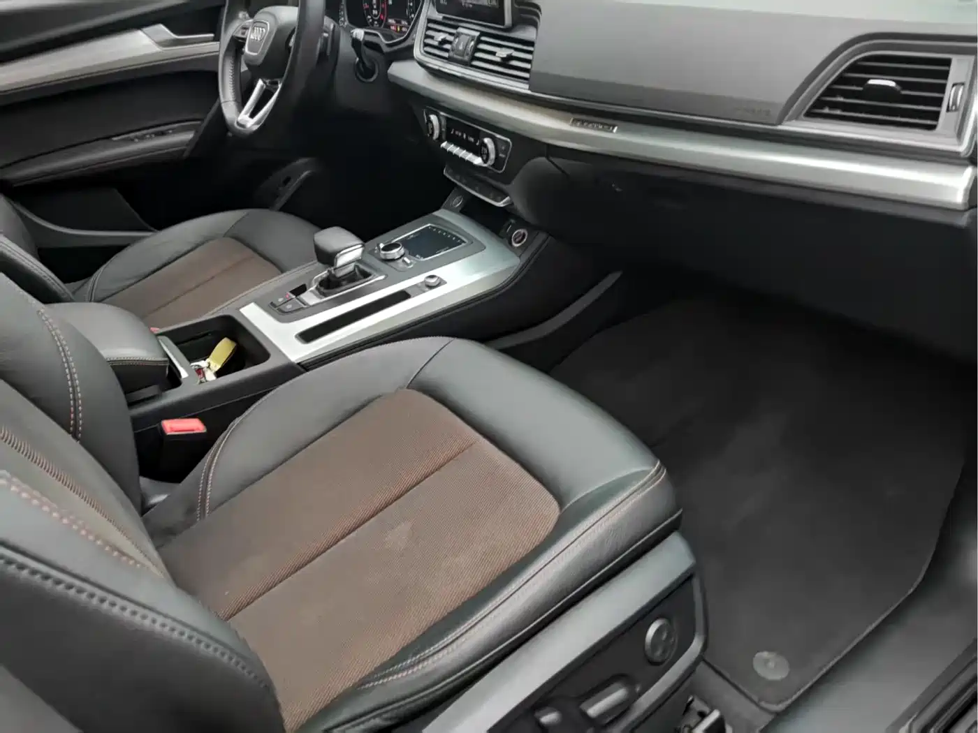 Audi Q5L 2018 45 TFSI Exclusive Fashion China VI фото 7