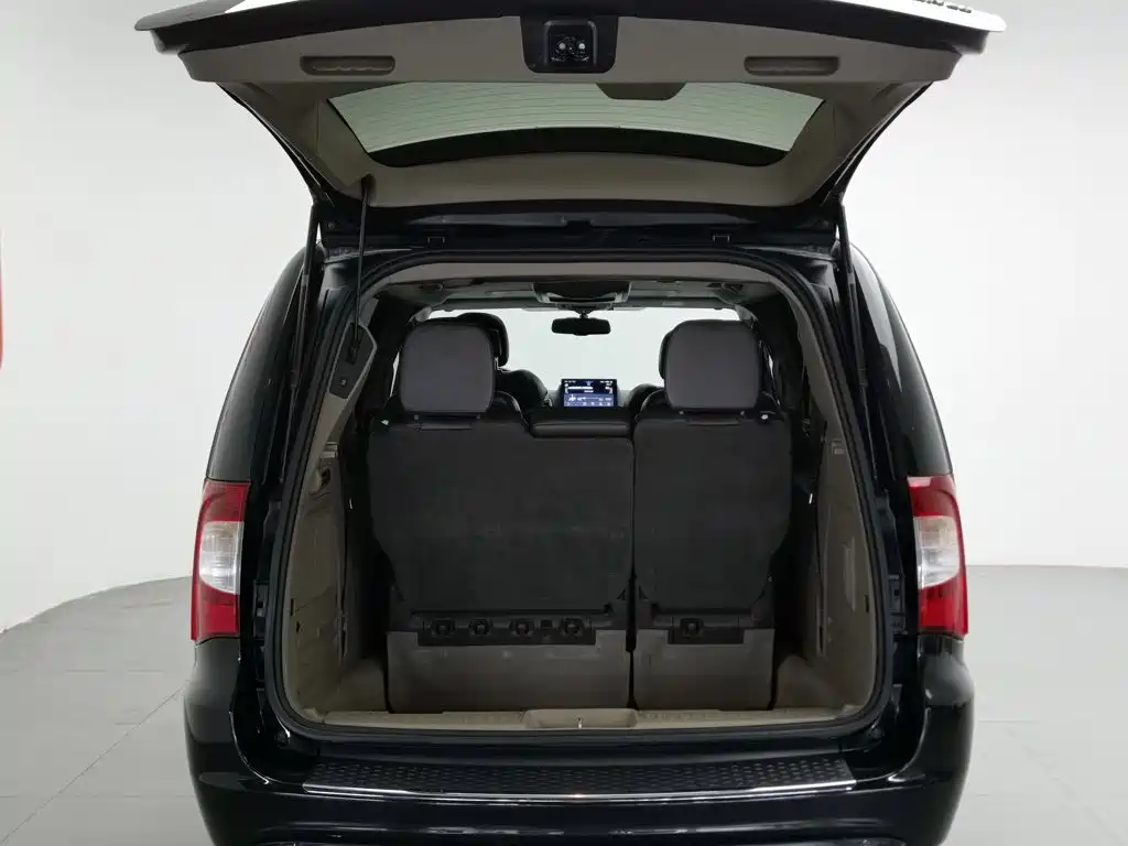 Chrysler Grand Voyager (Import) 2014 2013 3.6L Luxury Edition