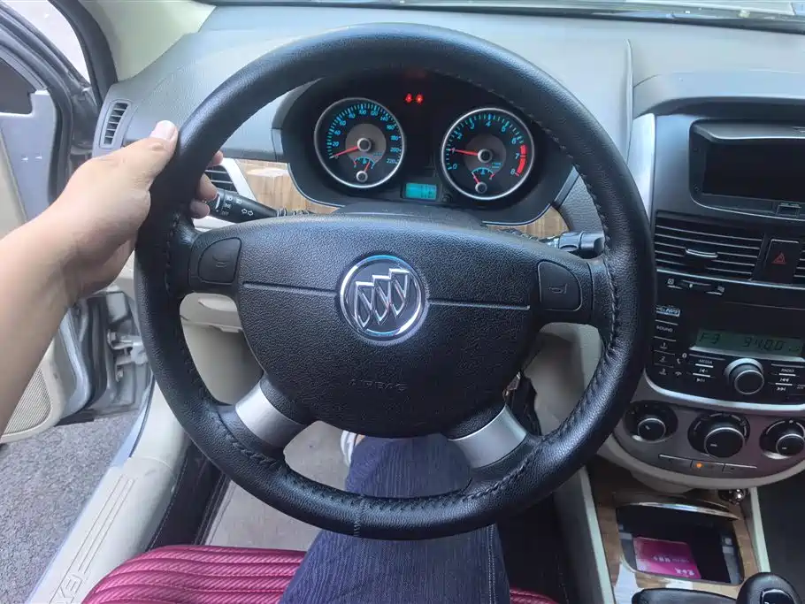 Buick Excelle 2015 1.5L Manual Classic фото 15